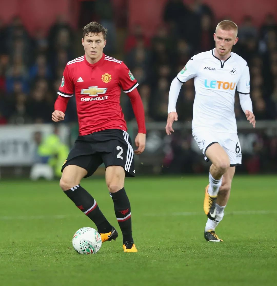 自两家俱乐 自两家俱乐